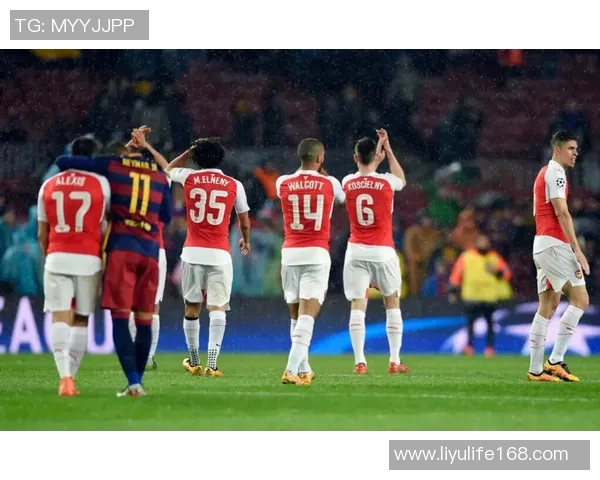 阿森纳宣布重返欧冠赛场,球迷雀跃期待新赛季 阿森纳宣布重返欧冠赛场,球迷雀跃期待新赛季