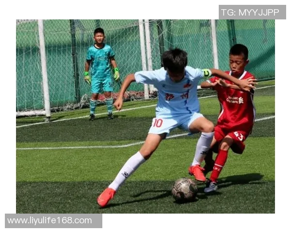 中国足球队与马尔代夫队激战正酣赛况分析及精彩瞬间回顾 中国足球队与马尔代夫队激战正酣赛况分析及精彩瞬间回顾