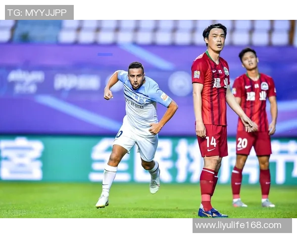 上港与首尔激战正酣比分悬念迭起引发球迷热议