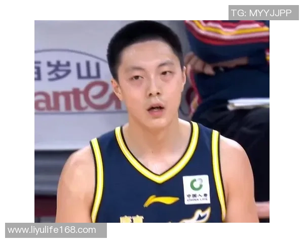 胡明轩身高揭秘：他在篮球场上的优势与影响力分析